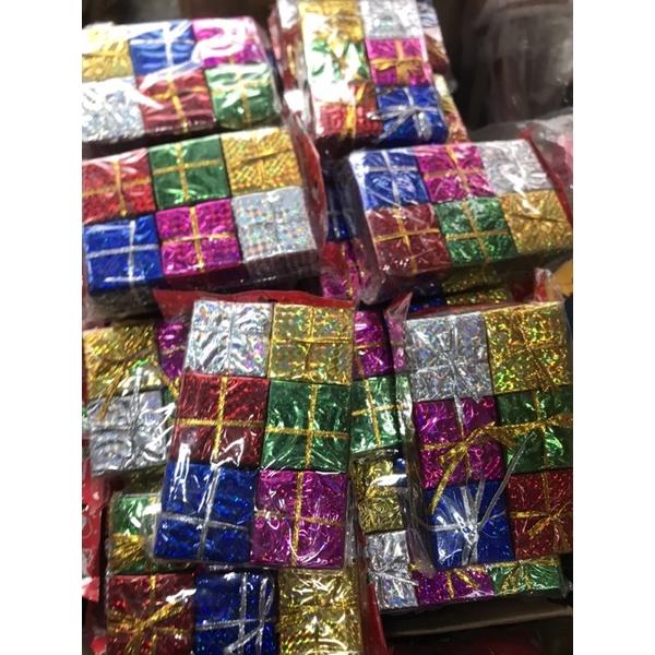 Set 6 hộp quà Giáng Sinh 6x6cm