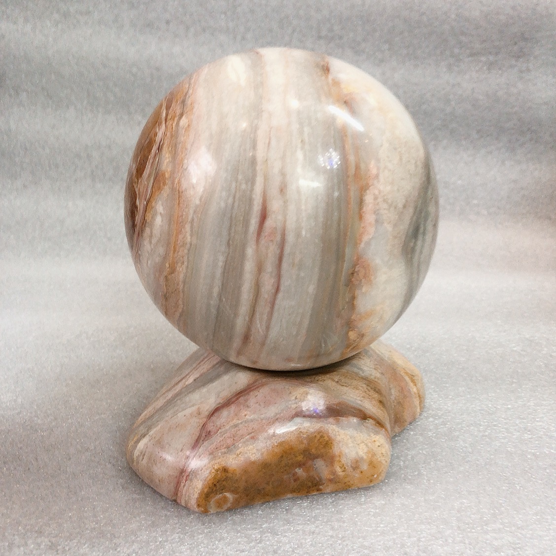 Cầu bi phong thủy đá tự nhiên 100% canxit nhiều màu dịu đá Việt Nam