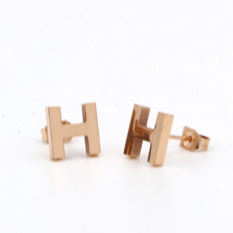 Bông Tai Chữ H Titan Ko Han Rỉ TT 3833