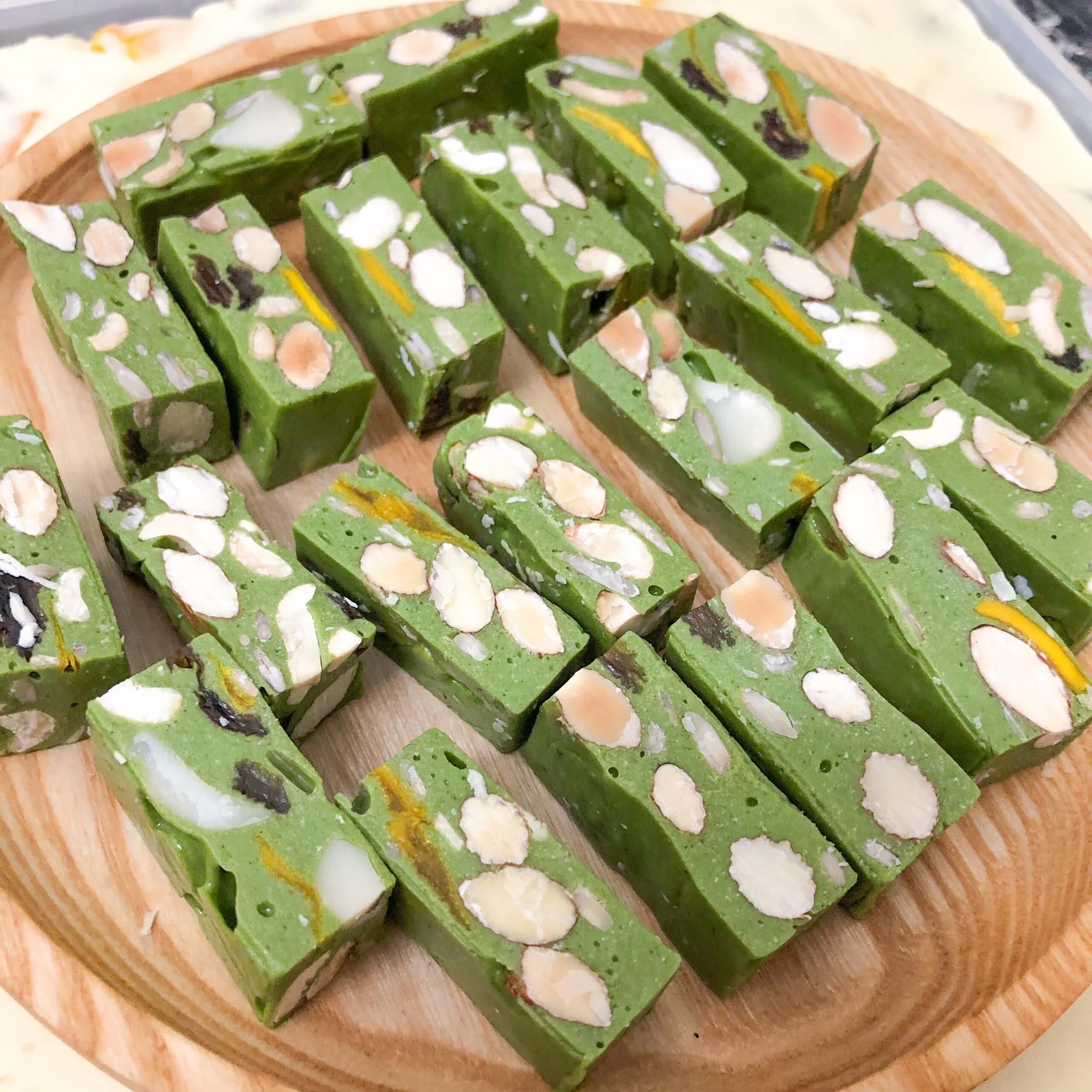 Bánh Nougat - Kẹo Hạnh Phúc Oki Oki Vị Trà Xanh Matcha Ngọt Nhẹ Tự Nhiên Mềm Dẻo Thơm Ngon (240g/Hộp)