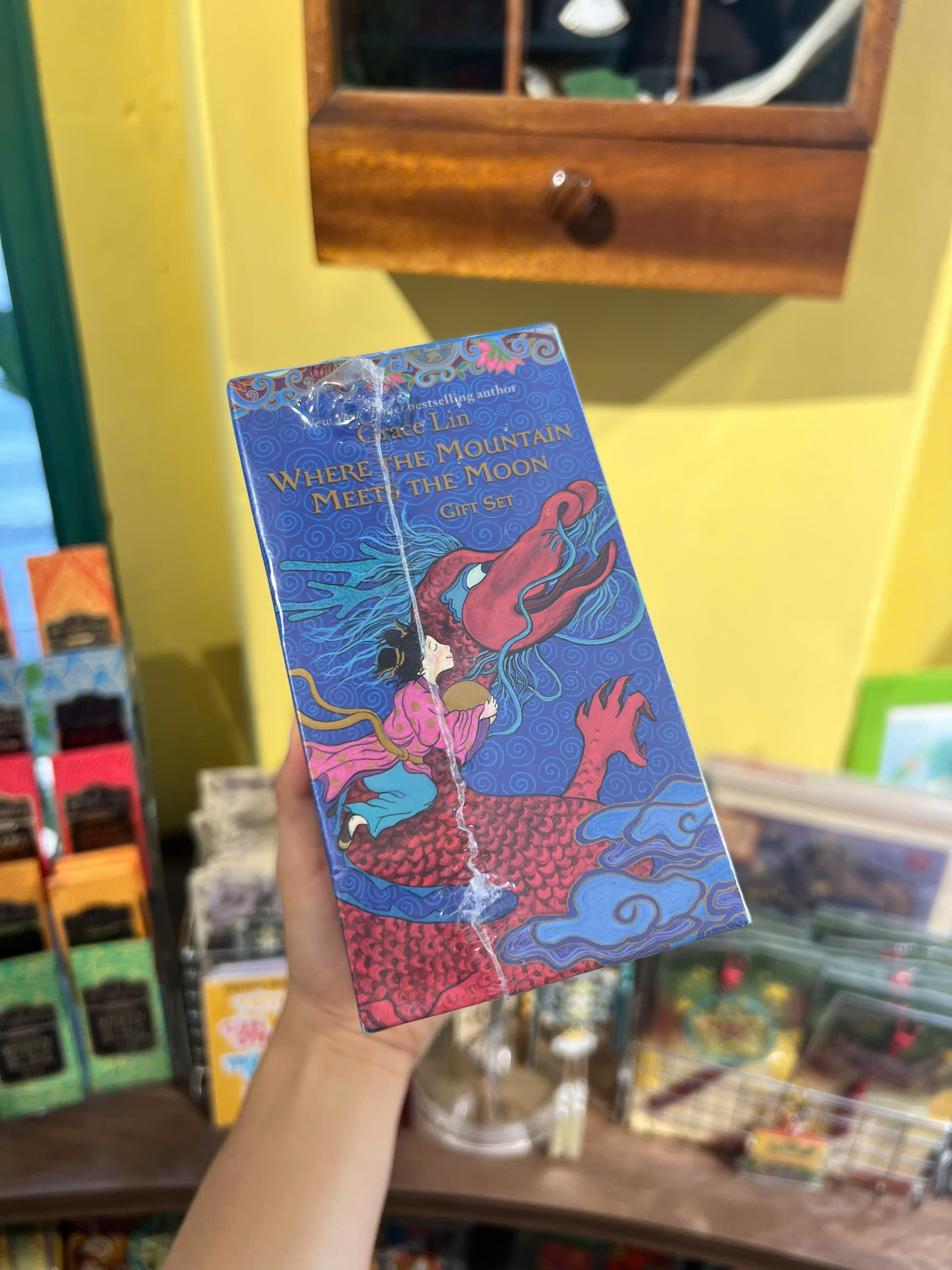 Sách - Where the Mountain Meets the Moon: Complete Paperback Gift Set by Grace Lin / Children English Books