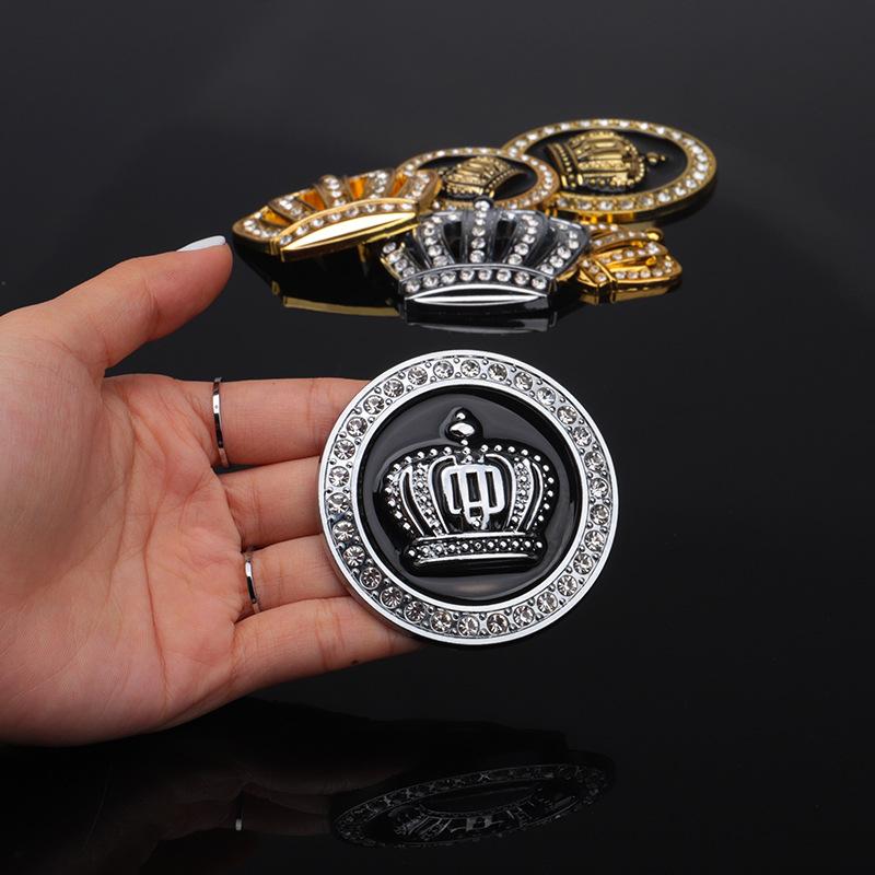 Nhãn dán ô tô cá nhân hóa đặc biệt với vương miện kim cương logo ô tô 3D nhãn dán kim loại biến đổi ba chiều nhãn dán cơ thể nhãn dán trang trí vương miện ô tô