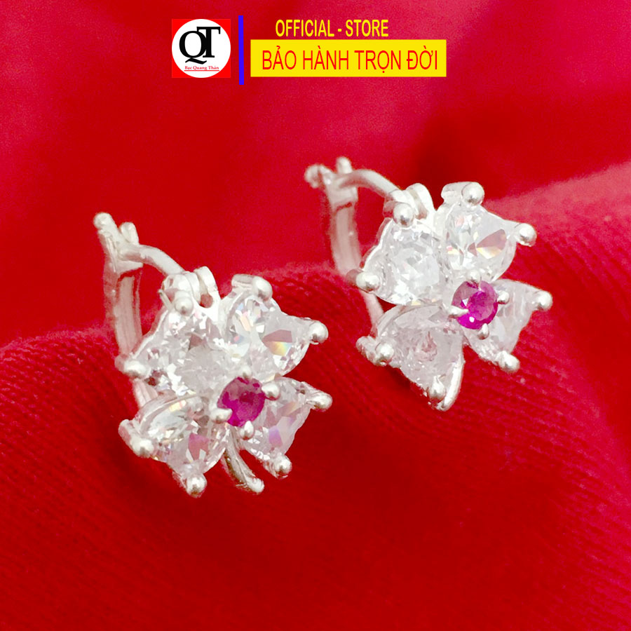Khuyên tai nữ cỏ bốn lá chất liệu bạc 925 ôm sát tai gắn đá tim cao cấp trang sức Bạc Quang Thản - QTBT137
