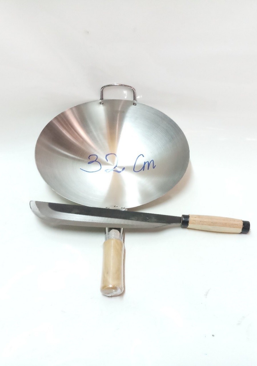 CHẢO INOX CÁN GỖ TẶNG KÈM 1 DAO PHAY.