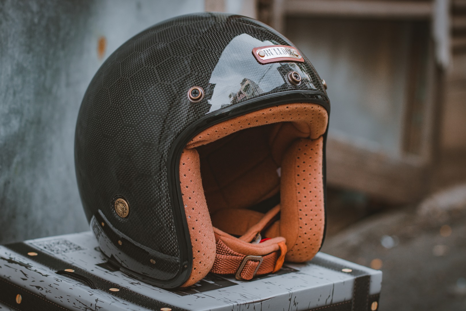 Mũ Bảo Hiểm 3/4 Cổ Điển BULLDOG Heli Carbon