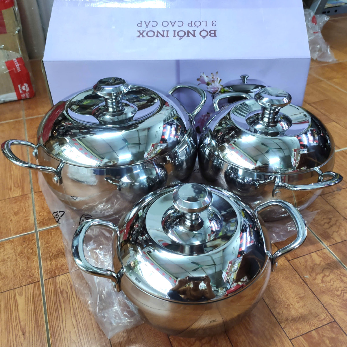 Bộ 3 nồi Inox 304 đúc liền 3 lớp hình táo Fivestar Plus FPB3006 size 18/20/24cm - Hàng chính hãng