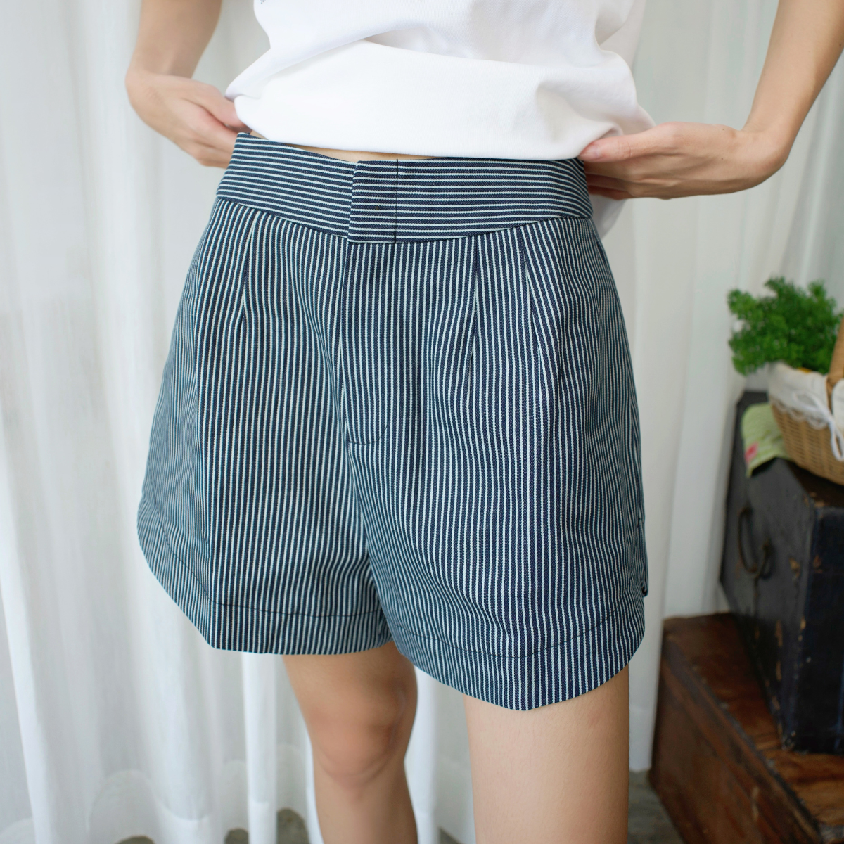 Quần short quần ngắn sọc dọc tôn dáng có nhiều màu sắc Stripped Miều Est.2013