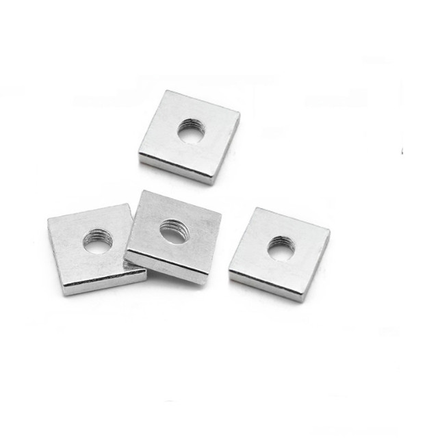 Con trượt vuông 10x10x2mm ren M5