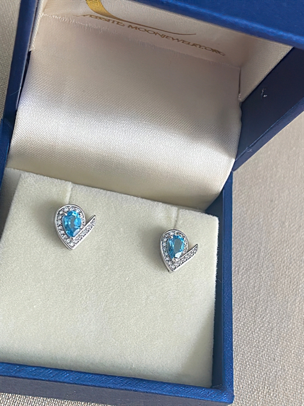 Bông Tai Đính Đá Topaz Thiên Nhiên - MOON Jewelry