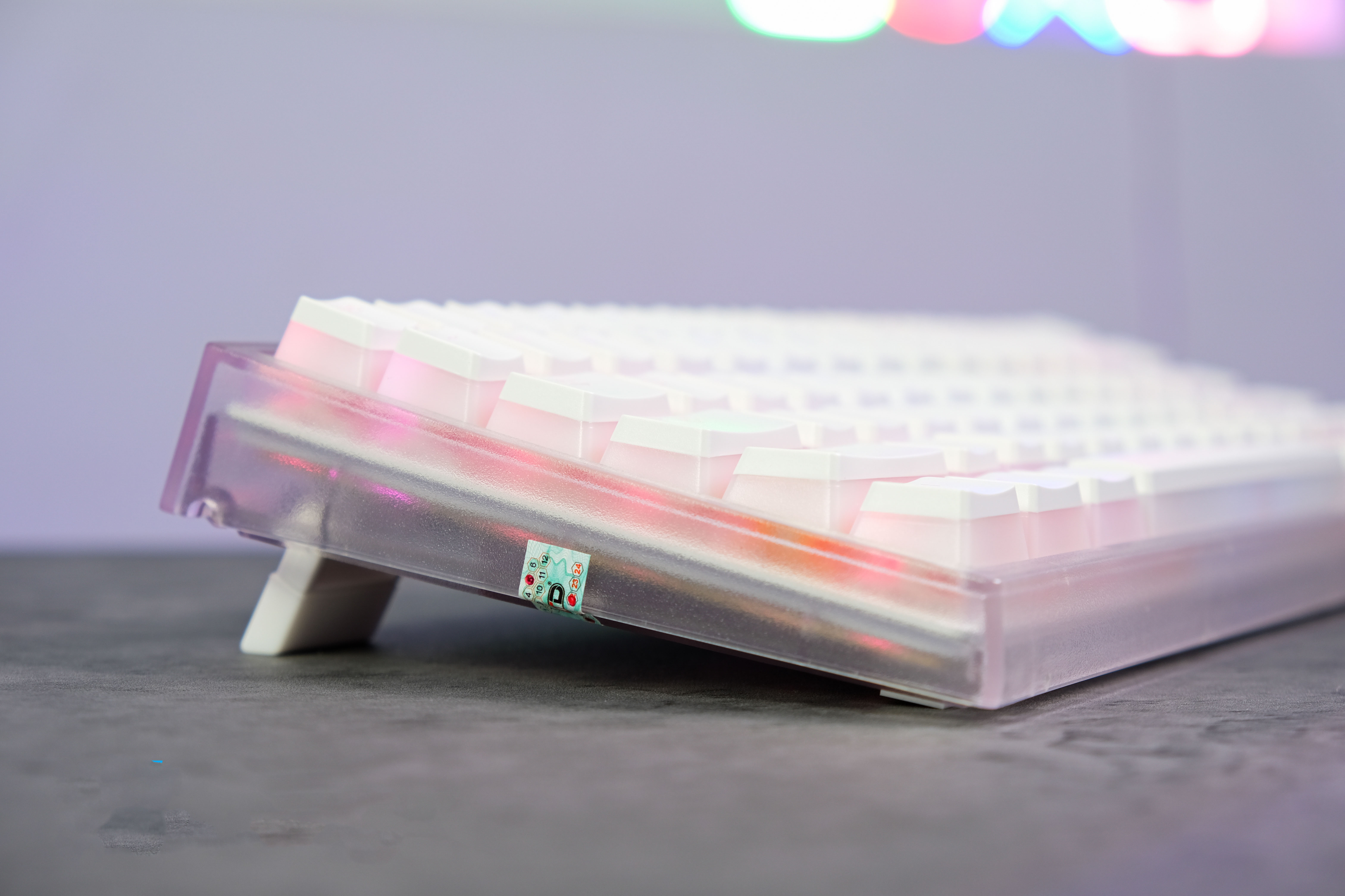 Bàn phím cơ Keycool KC84 Pro Transparent White RGB Hotswap Three-mode Bluetooth 5.0/ 2.4G/ Type-C - hàng chính hãng