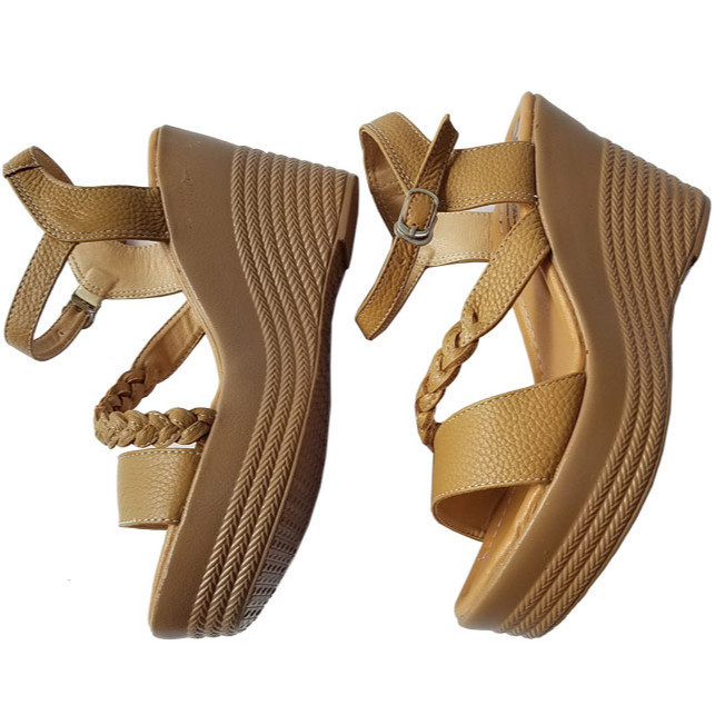 Giày sandal đế xuồng nữ da bò thật cao cấp HKT40