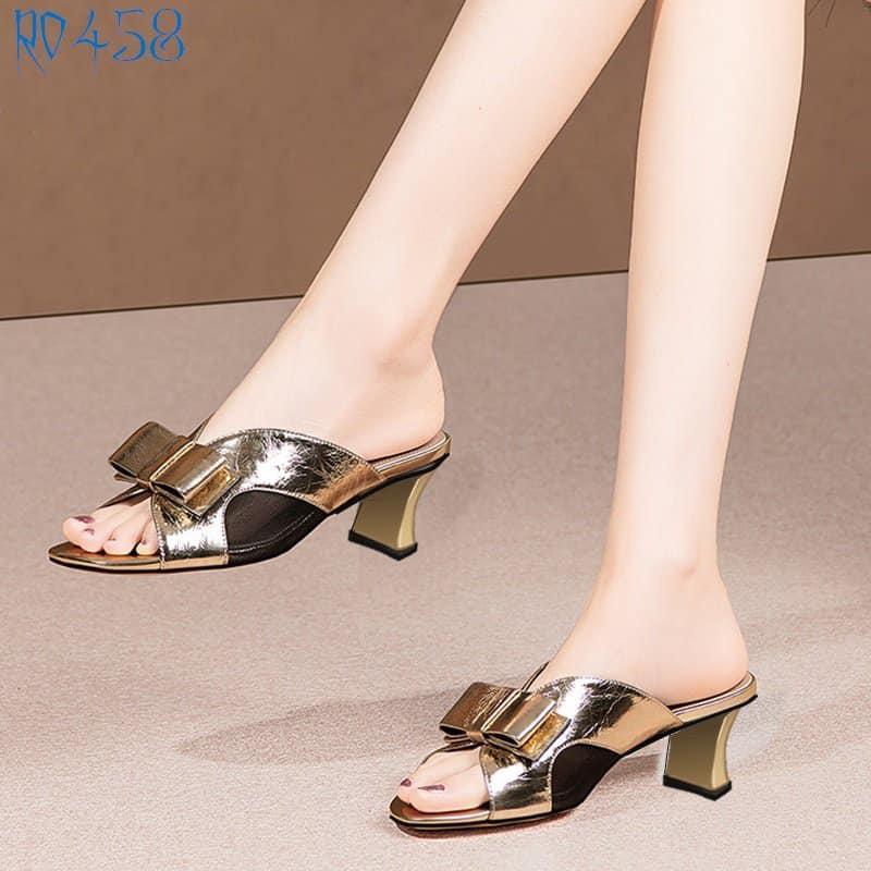 Giày cao gót nữ đẹp đế vuông 5 phân hàng hiệu rosata Màu bạc ro458- HÀNG VIỆT NAM CHẤT LƯỢNG QUỐC TẾ