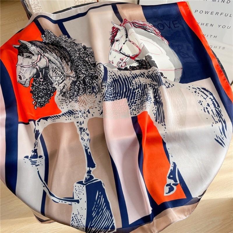 Khăn turban lụa vuông choàng cổ size 70x70cm in hình con ngựa