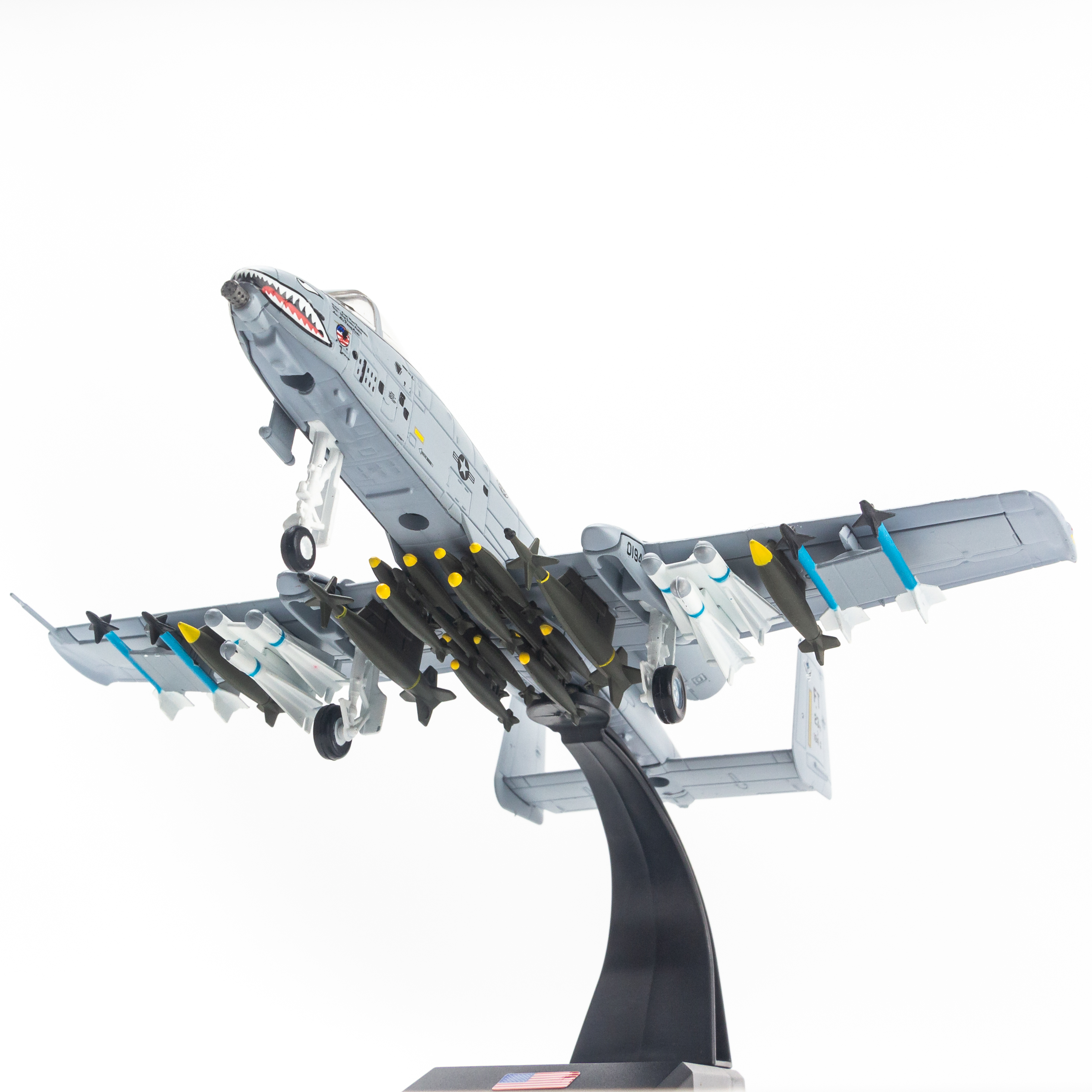 Mô hình máy bay chiến đấu A10A Thunderbolt II Fairchild Republic USA 1:100