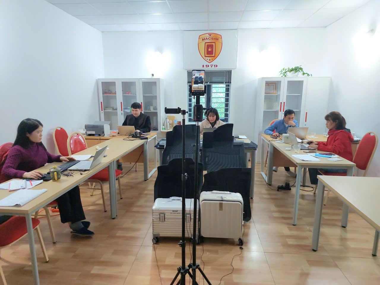 Thảm Lót Sàn 2 Lớp TPE Macsim Suzuki XL7 Chuẩn Form, Bền, Không Mùi ( dệt thô caro 2 lớp sd3 ct)