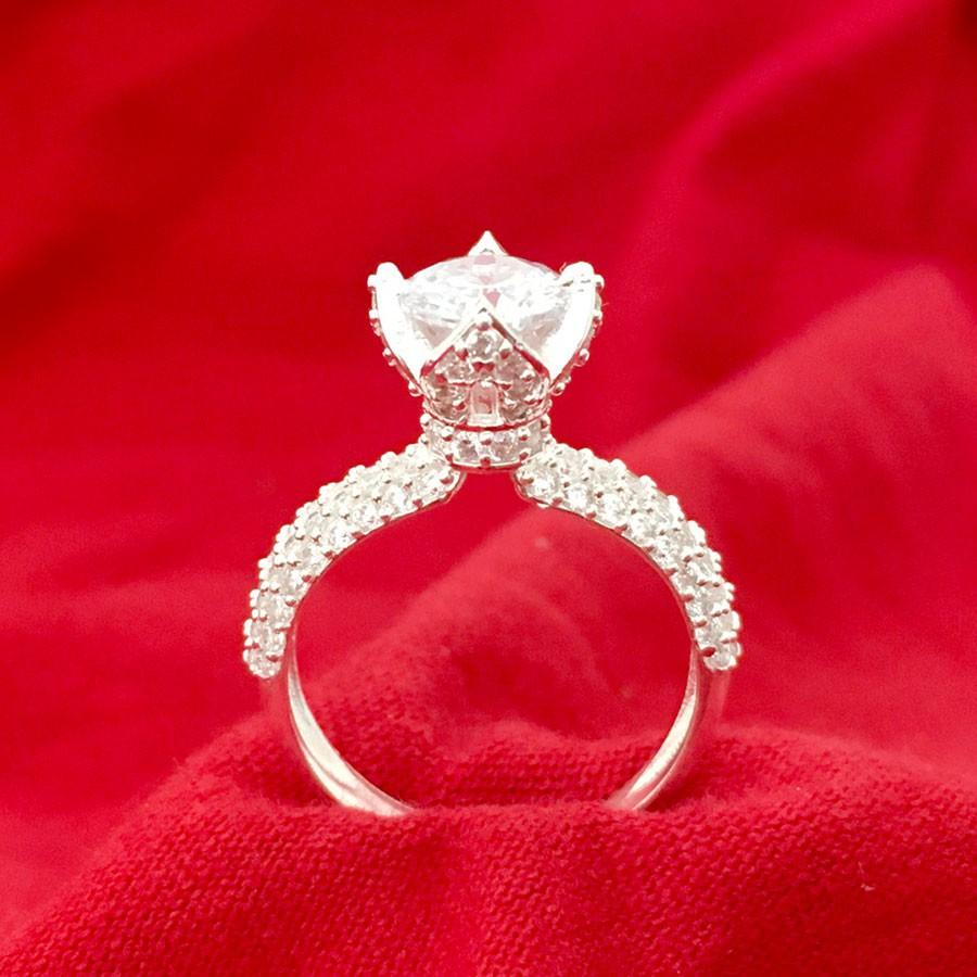 Nhẫn nữ bạc ta cao cấp gắn đá kim cương nhân tạo Bạc Quang Thản -QTNU74