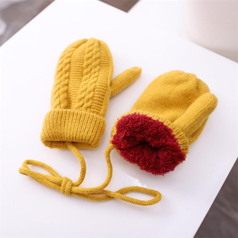 Cho Bé Mùa Đông Ấm Beanies Nón Lưỡi Trai 3 Món Cho Bé Trai Bé Gái Mũ Khăn Găng Tay 2020 Cho Trẻ Em Đan Pompom Nắp khăn Choàng Cổ Găng Tay Hở Ngón Phù Hợp Với 1-5T