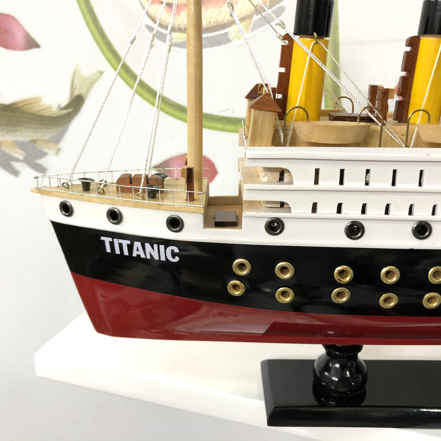 Mô hình tàu gỗ trang trí Tàu gỗ Titanic huyền thoại - Thân tàu dài 40cm - Gỗ Tự Nhiên 100%