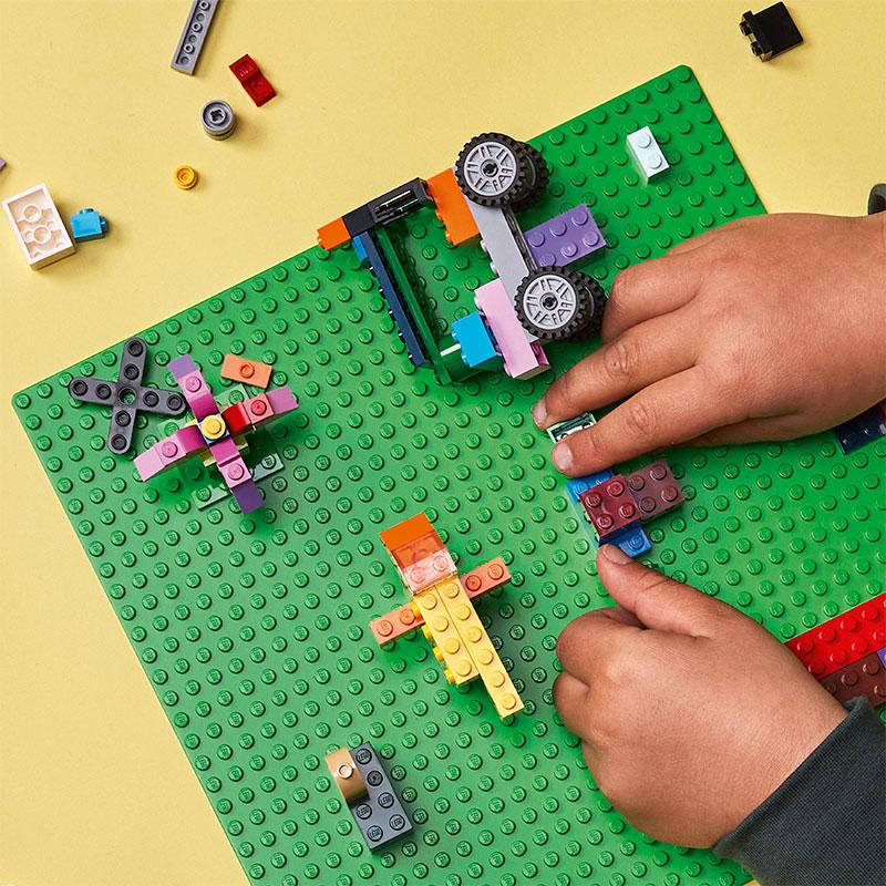 Đồ Chơi LEGO Đế Lắp Ráp Màu Xanh Lá 11023