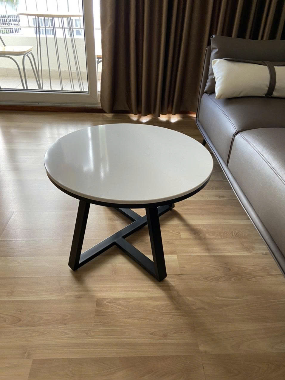 Bàn trà Romano mặt tròn đá Juno Sofa nhiều kích thước lựa chọn