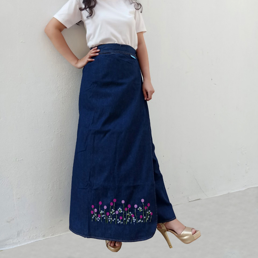 Váy Quần chống nắng Jean thêu Hoa Trinh Nữ Tím