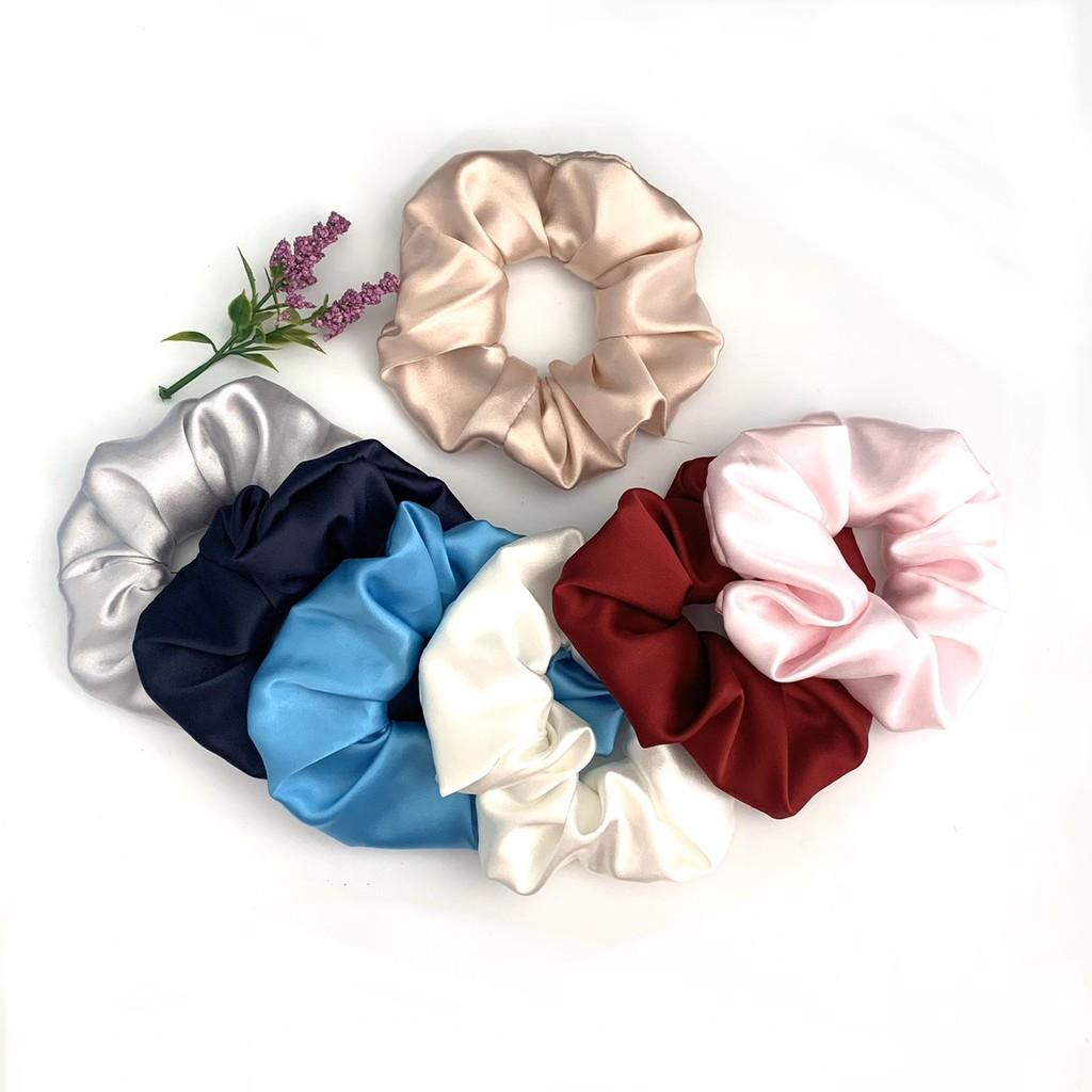 Cột tóc vải scrunchies màu trơn bóng