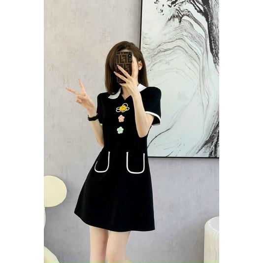 ĐẦM LEN ĐEN VIỀN TRẮNG KẾT HOA