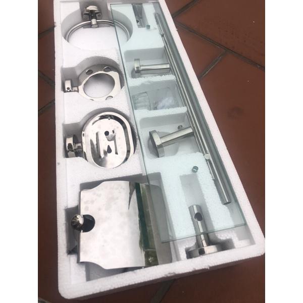 Bộ phụ kiện 06 món nhà tắm inox 304