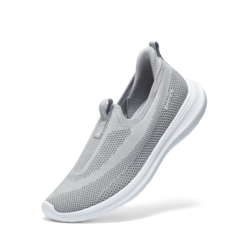 Giày thể thao Biti's Embarce nữ (35-40)