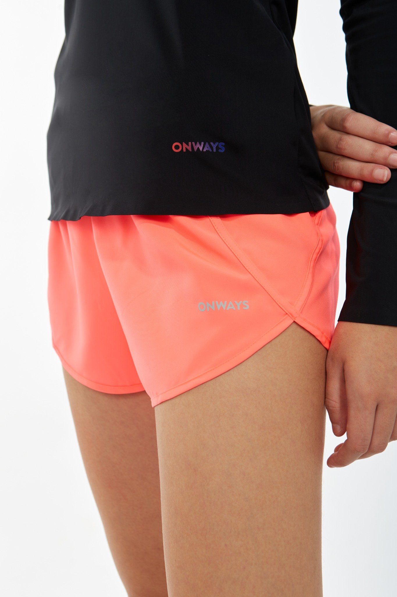 Áo Thun Thể Thao Nữ Tay Dài Basic Seamless Sử Dụng Tiện Dụng Trong Nhiều Trường Hợp Như Chạy Bộ, Gym, Đạp Xe Thậm Chí Đi làm Văn Phòng
