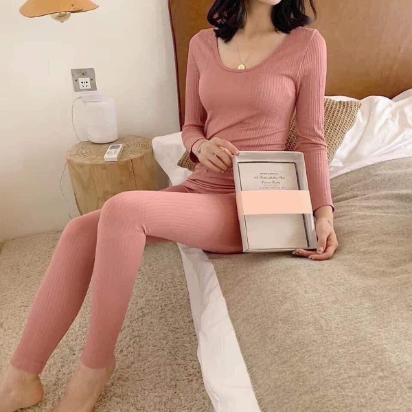 Bộ quần áo giữ nhiệt cao cấp chất liệu len tăm cho người dưới 65 kg shop giao mầu đen