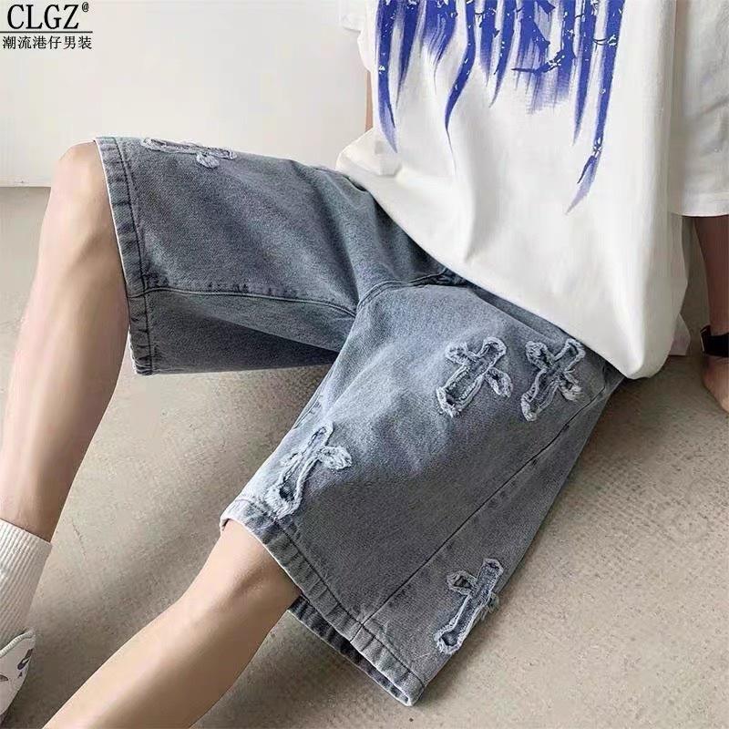 Short jeans nam jeans thêu thánh giá trắng