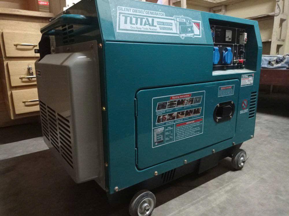 MÁY PHÁT ĐIỆN DÙNG DẦU ĐIÊZEN BH 12THÁNG TOTAL TP250001-1 - HÀNG CHÍNH HÃNG