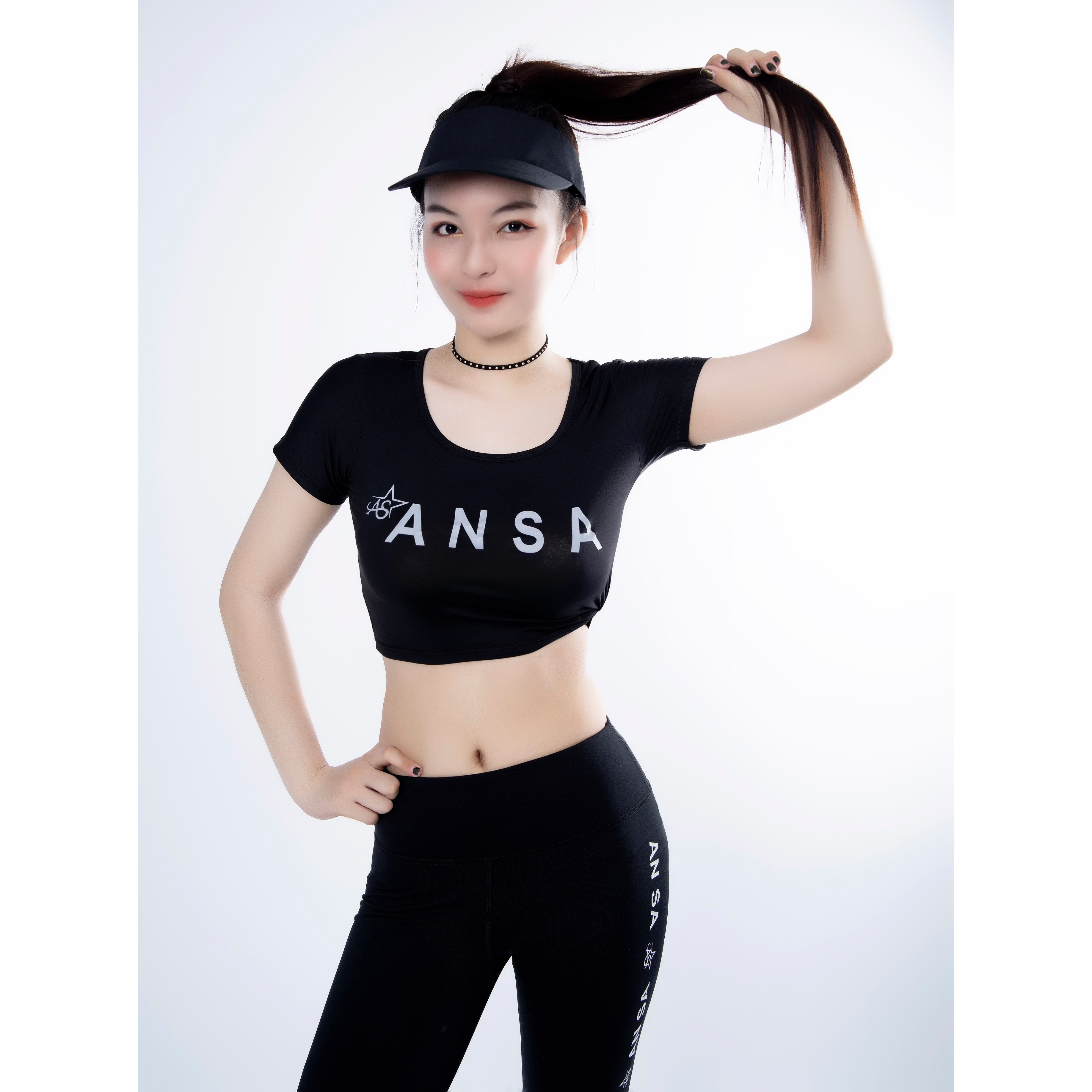 Áo Croptop tay ngắn thể thao nữ