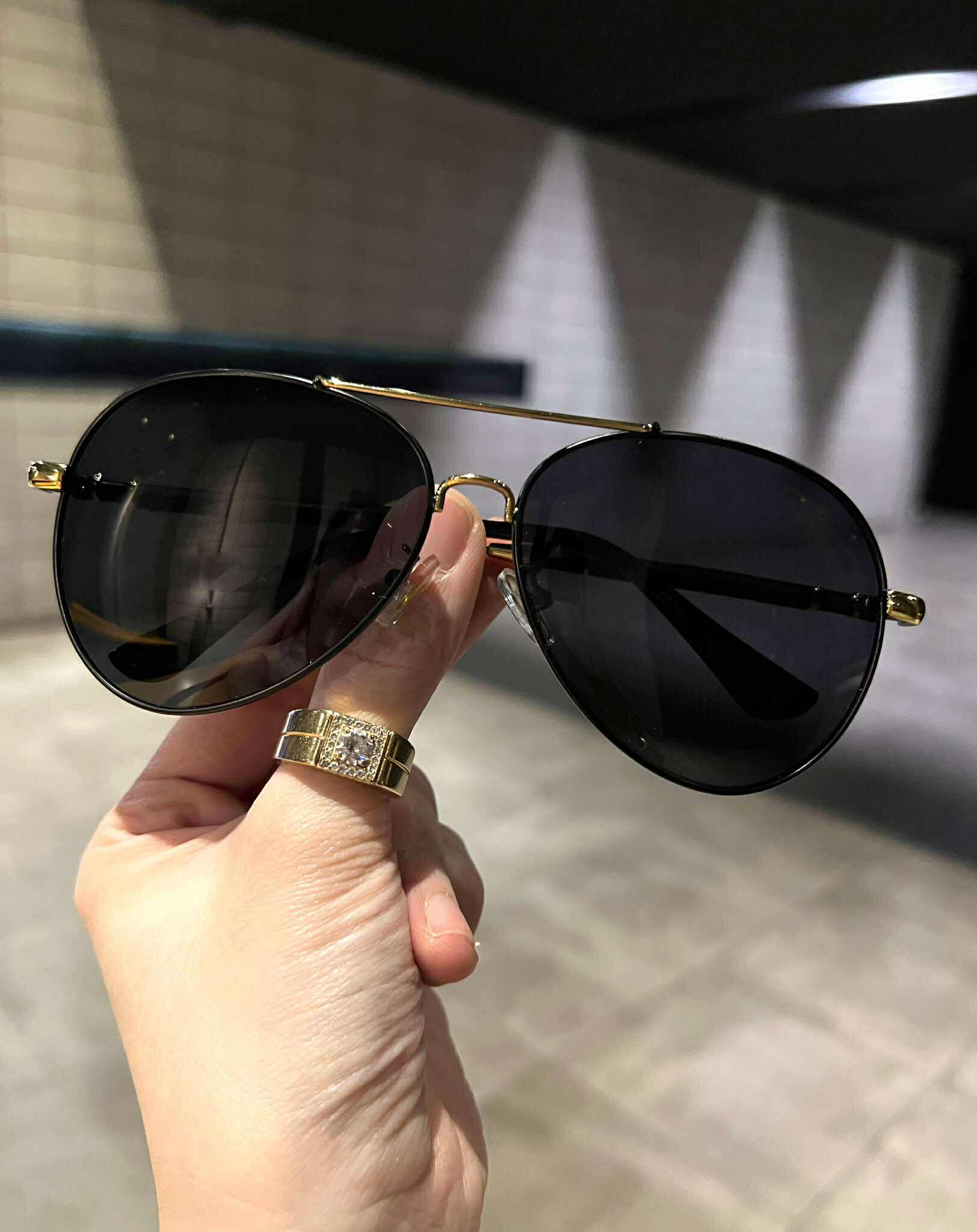 Kính râm nam thời trang cao cấp Mắt kính Polarized Phân cực chống chói + Tặng phụ kiện kèm theo