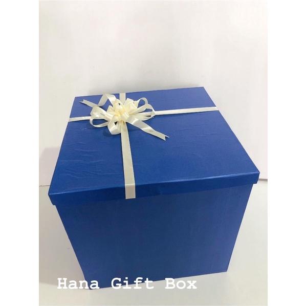 Hộp Quà 40*40*40  kèm 1/2 hộp hạt xốp đu màu #HanaGiftBox