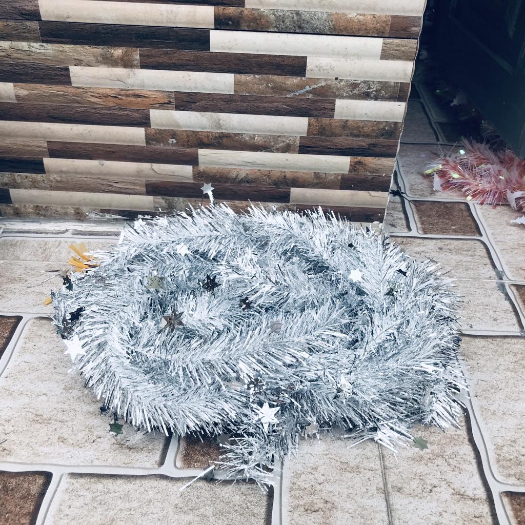 Dây kim tuyến 1,5m hàng đẹp trang trí tết, noel, trang trí sinh nhật