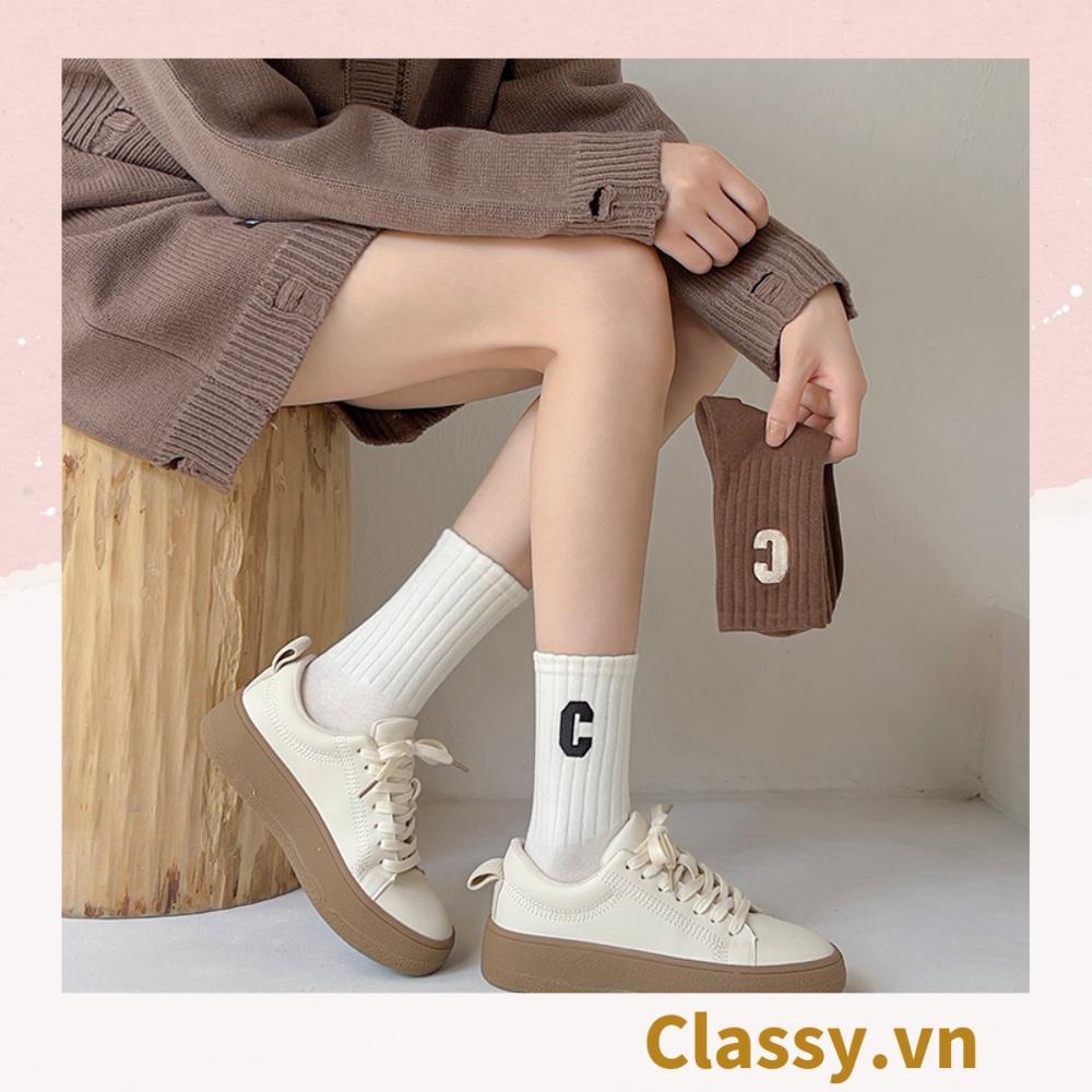 Tất cổ cao Classy, vớ cổ cao in chữ, màu trung tính basic G1363
