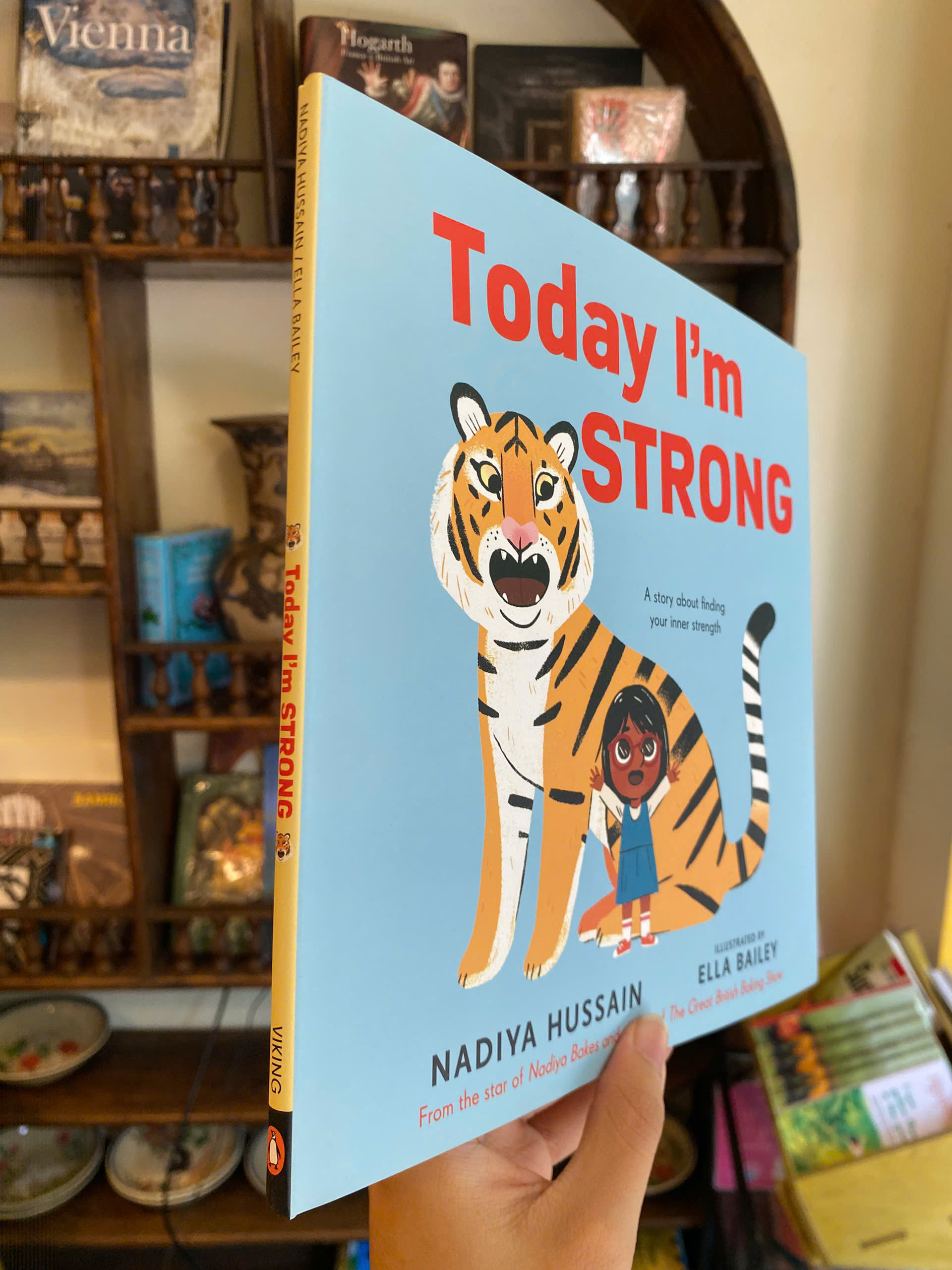 Sách - Today I'm Strong by Nadiya Hussain | Children English Book / Ngoại văn Nhập khẩu cho Trẻ em