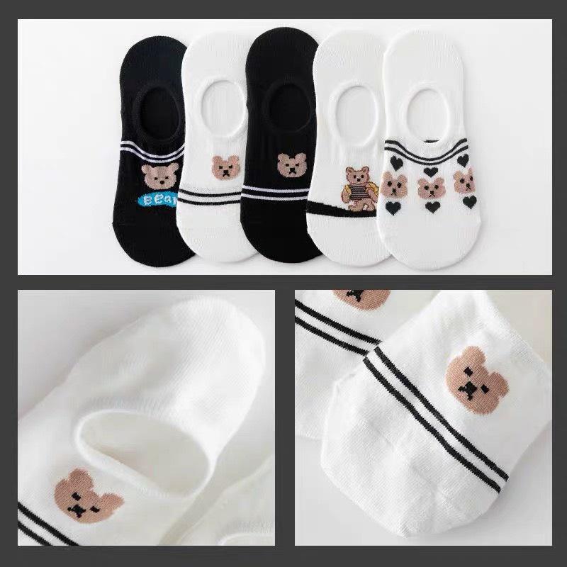 T16-Tất vớ nữ cổ ngắn dễ thương cotton hình gấu đen trắng mỏng thoáng Urbanize - Chọn ngẫu nhiên