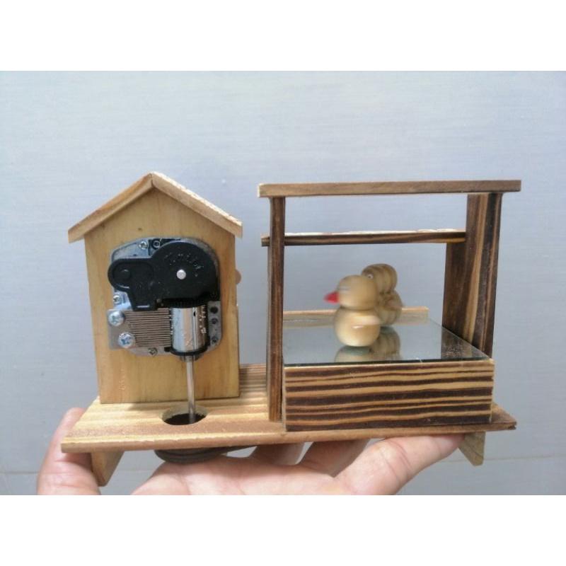 NHÀ CÓT NHẠC SIZE TRUNG. QUÀ TẶNG ĐẸP Ý NGHĨA