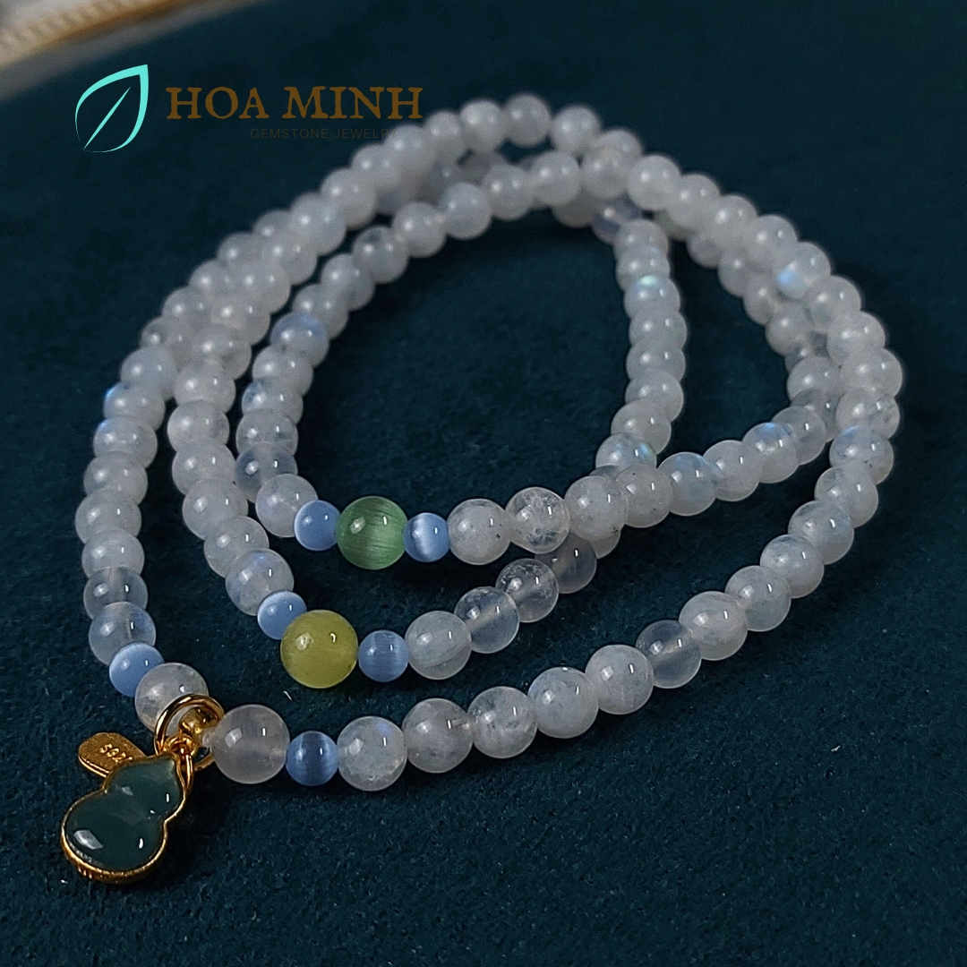 Vòng tay chuỗi 108 hạt đá Moonstone Mặt Trăng size hạt 5.3 li kiểu quấn 3 vòng phối viên đá mắt mèo charm hồ lô cẩm thạch tài lộc