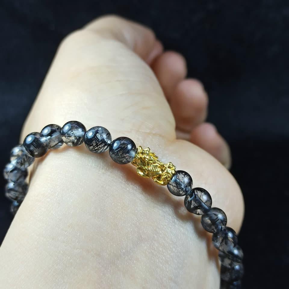 Vòng tay đá. Thach Anh Tóc Đen Mix Tỳ Hưu Vàng
