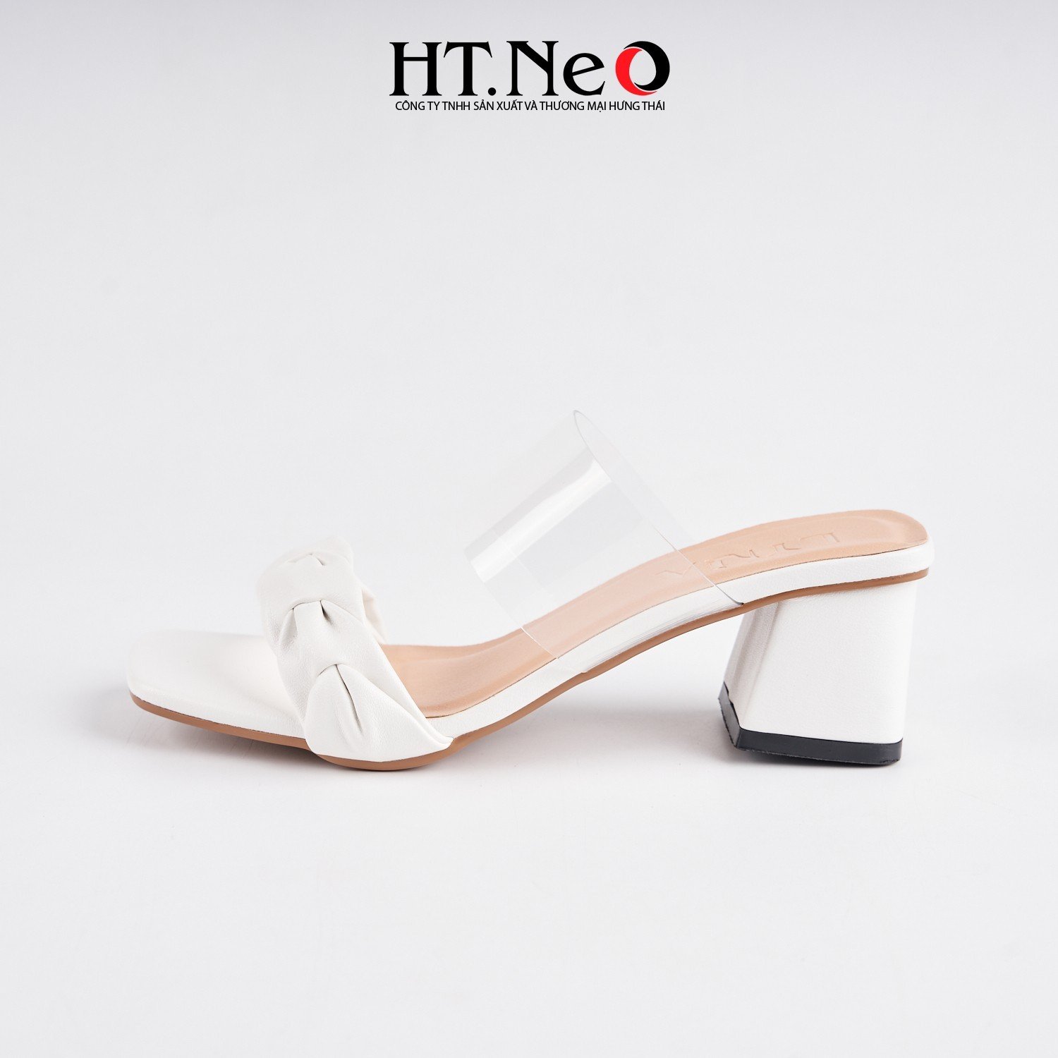 Sandal nữ quai dúm kết hợp với quai mica gót trụ 5p, đi lại êm chân, thoải mai, thiết kế độc đáo SDN181
