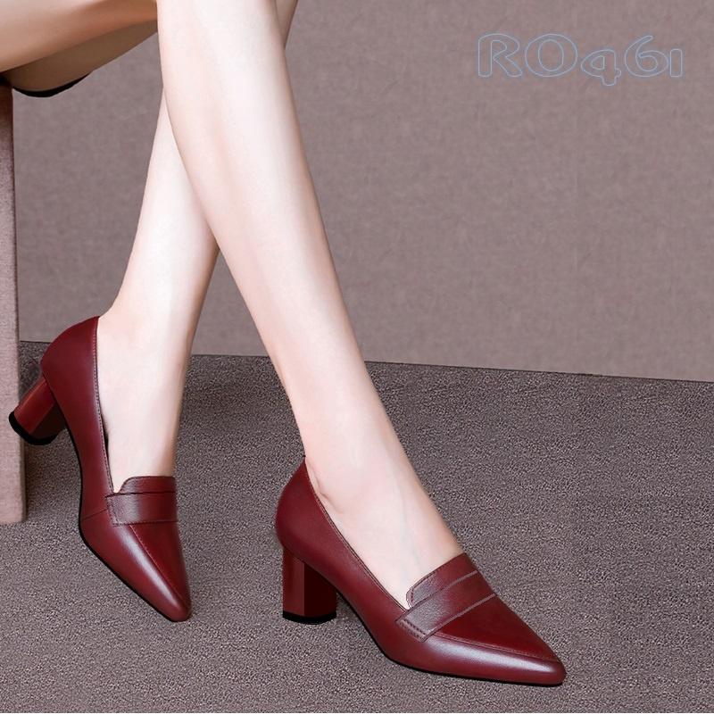 Giày cao gót nữ đẹp đế vuông 5 phân hàng hiệu rosasta hai màu đen đỏ ro461