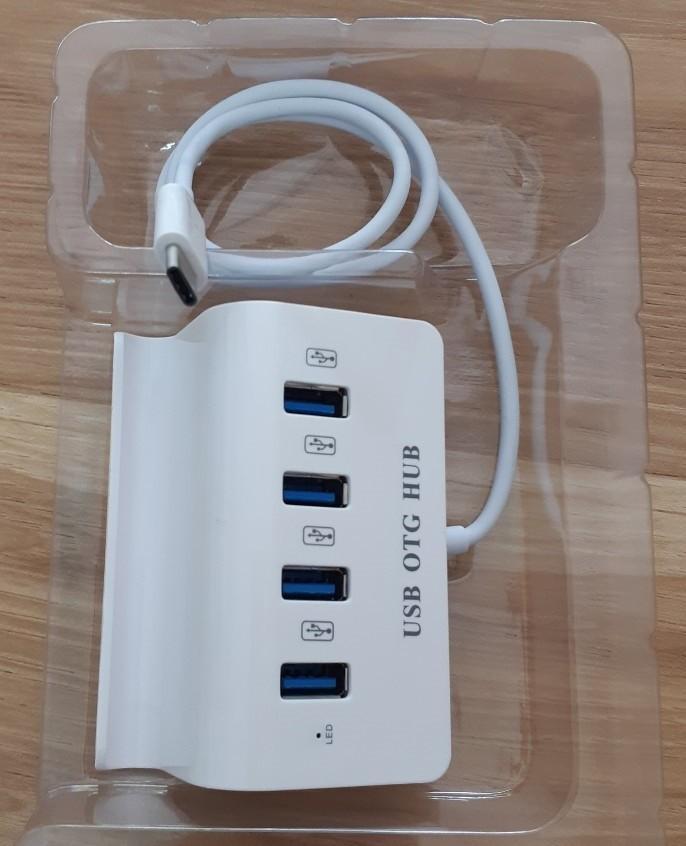 Hub USB Type-C ra 4 cổng USB kiêm giá đỡ cho Điện thoại
