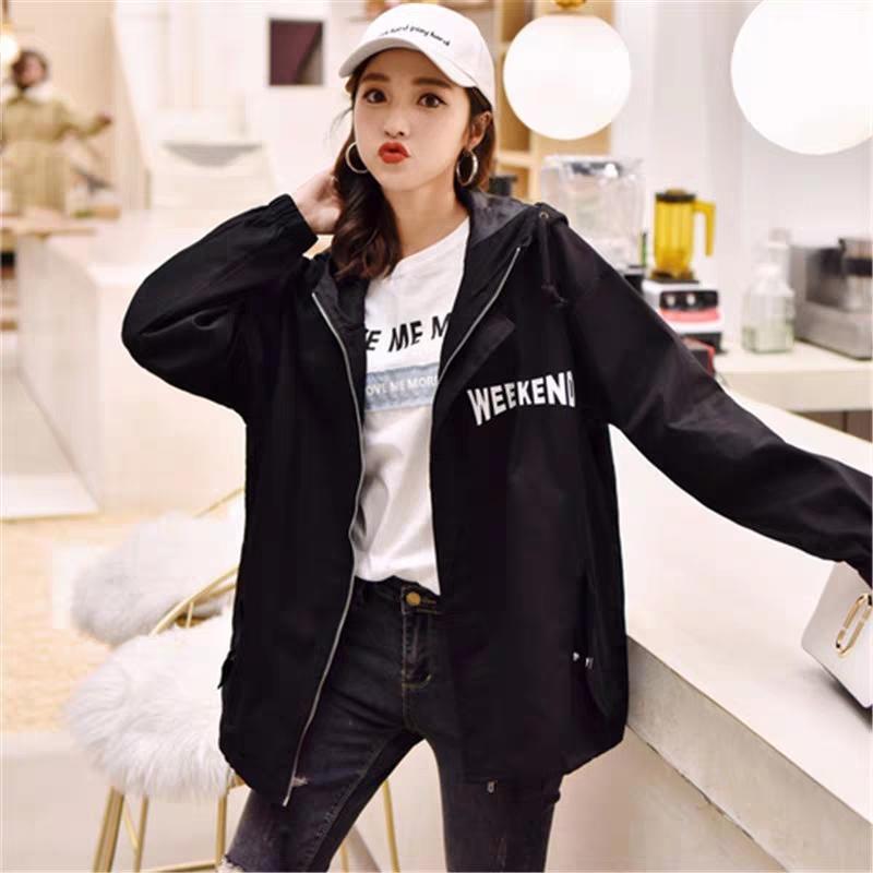 ÁO KHOÁC NHẸ NỮ WEEKEND IN HÌNH HỌA TIẾT THỜI TRANG CAO CẤP CỦA ĐAM MÊ
