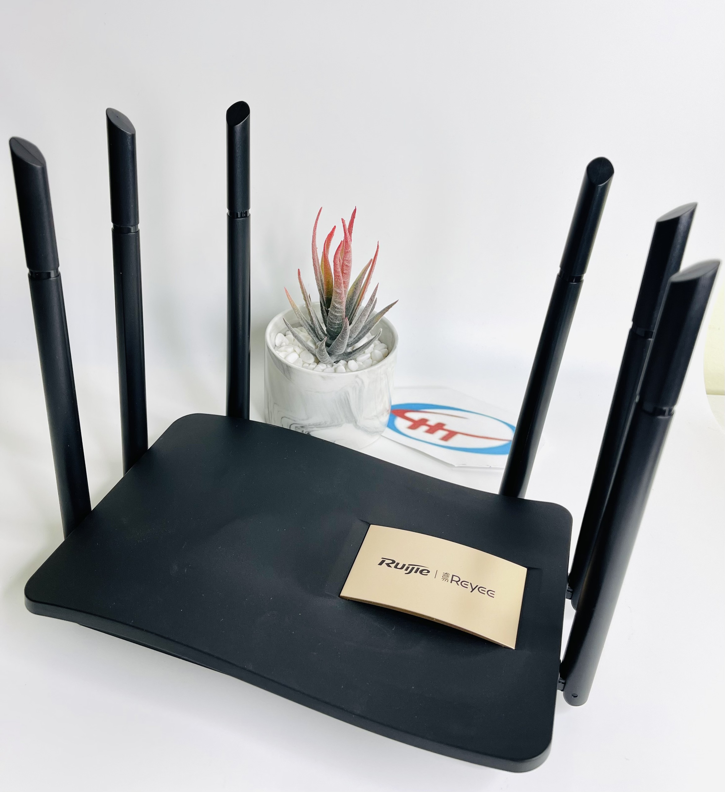 Router Wifi cho gia đình Ruijie Reyee RG-EW1200G Pro, Hàng Chính Hãng.