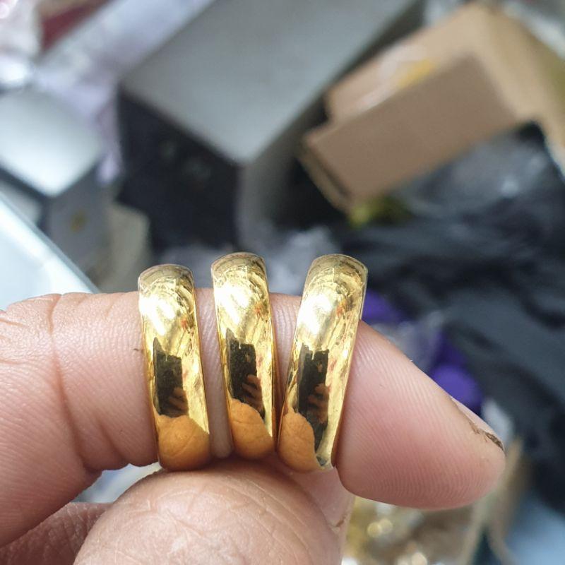 Nhẫn khâu vàng titanium cao cấp- Dùng lâu dài tắm rửa không đen