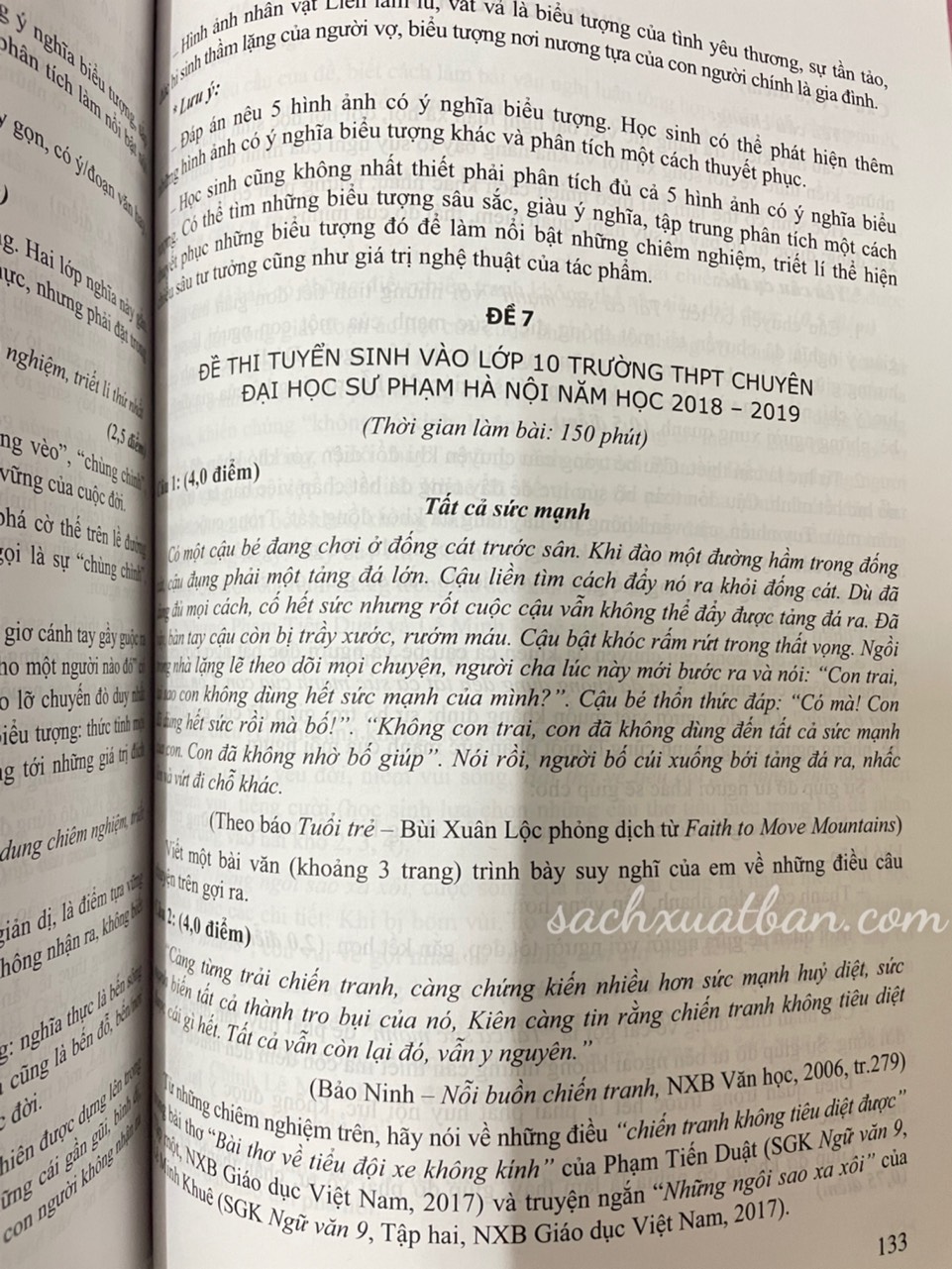 Sách Bộ đề thi tuyển sinh vào lớp 10 các trường chất lượng cao và trường chuyên môn Ngữ Văn